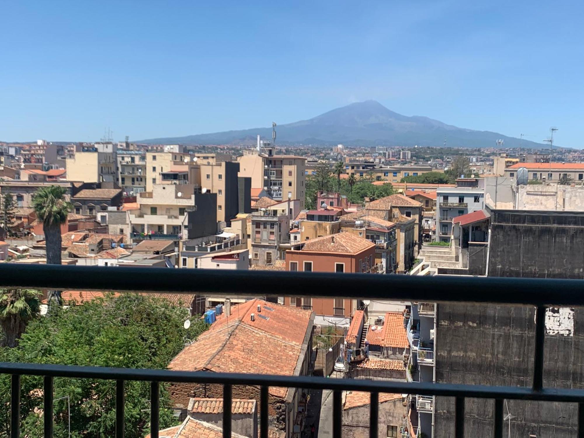 Penthouse Garibaldi Apartman Catania-Fontanarossai nemzetközi repülőtér Kültér fotó